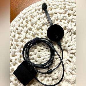 Genuine Google Chromecast Ultra Model GLO402